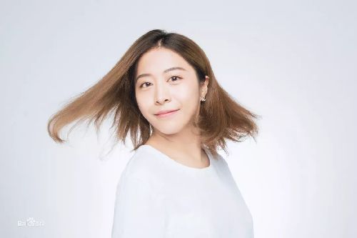 【中国蚁集文学20年经典作者作品榜】战场不雅察家“疯丢子”
