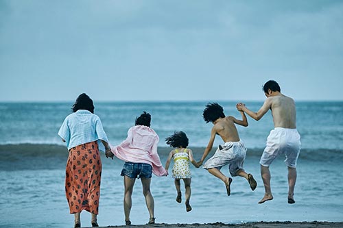 《小偷家眷》带给中国电影的几点启示