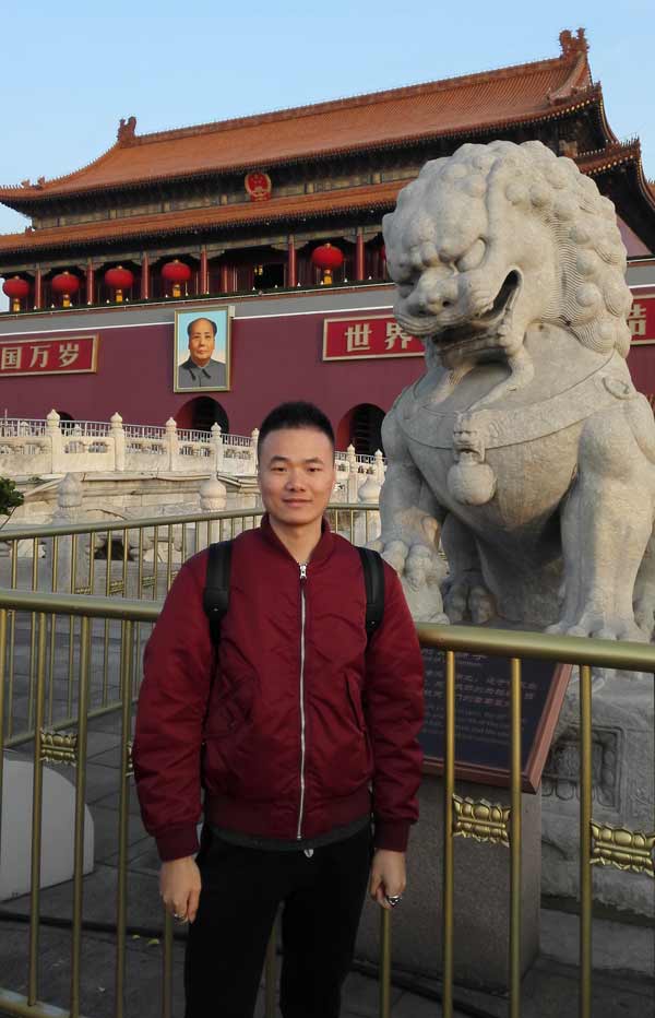 师法兼古今　云锦自天成