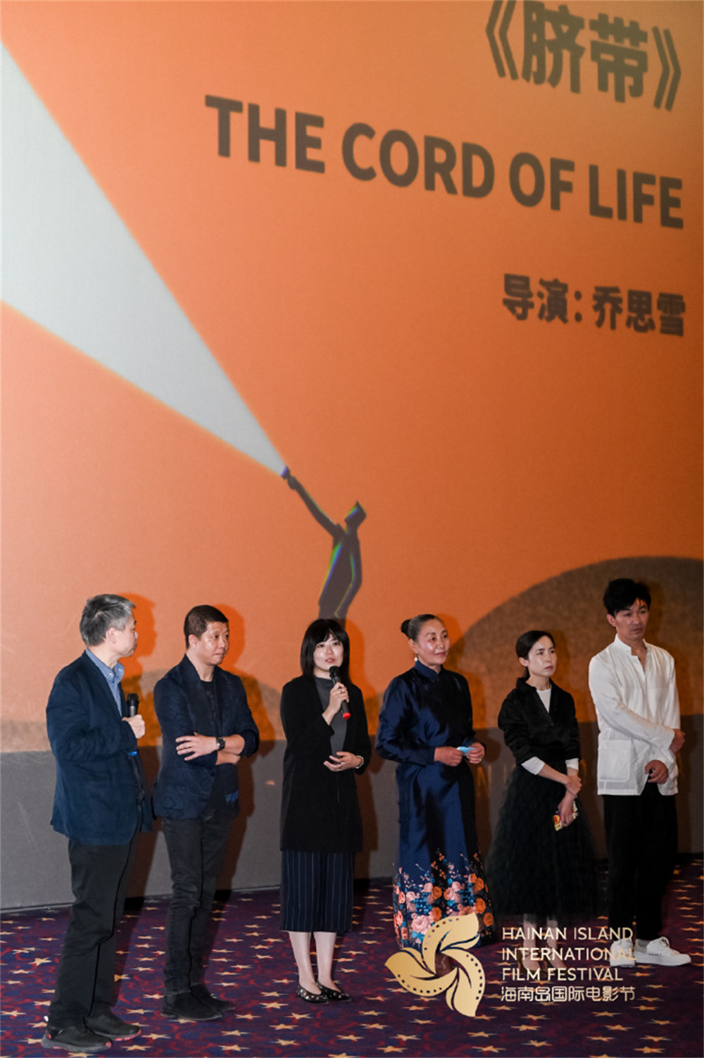 在海南，看见国产电影的现实关怀