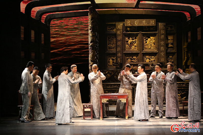 歌剧《红船》再现中国共产党启航的故事
