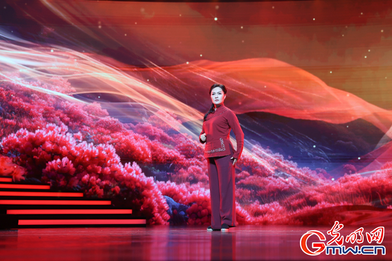 第十届中国戏剧奖梅花表演奖和曹禺剧本奖在上海揭晓