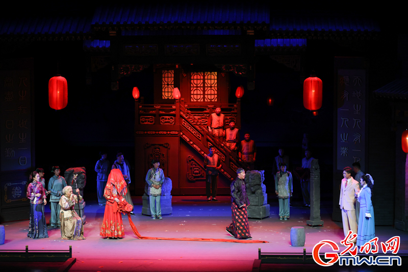 话剧《立秋》明星版在北京上演