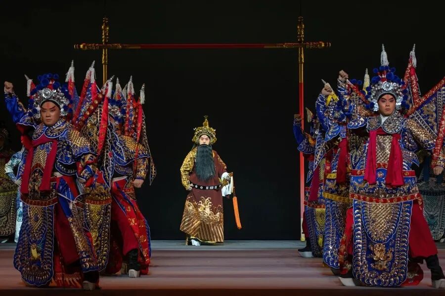 颜真卿成了颜假卿——评京剧《颜真卿》