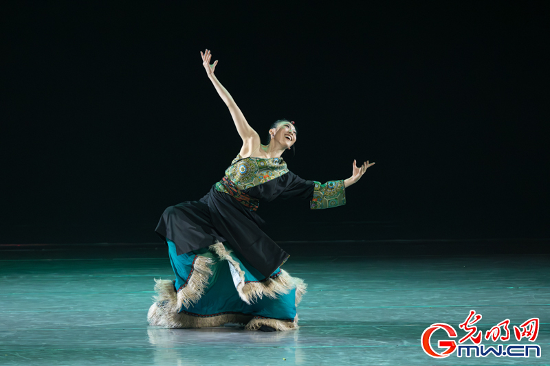 “艺苑撷英——2025年全国优秀青年艺术人才展演”舞蹈专场在京举行