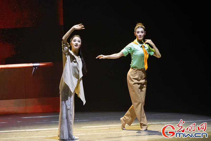 “艺苑撷英——2025年全国优秀青年艺术人才展演”舞蹈专场在京举行