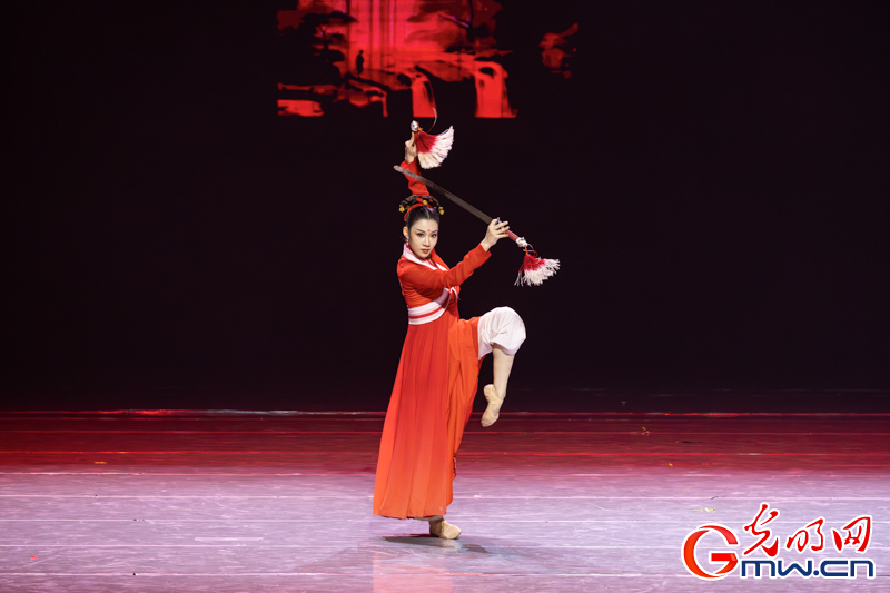 “艺苑撷英——2025年全国优秀青年艺术人才展演”舞蹈专场在京举行