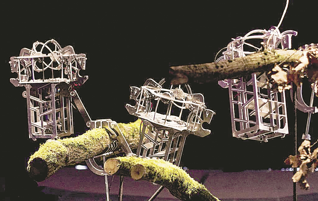 在机器人的“生命律动”与“成长”中看见自己