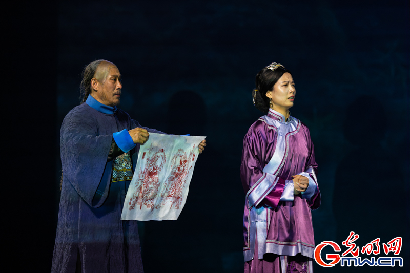 话剧《赶大营》亮相梅兰芳大剧院,第七届全国少数民族文艺会演正式开启 话剧《赶大营》亮相梅兰芳大剧院,第七届全国少数民族文艺会演正式开启