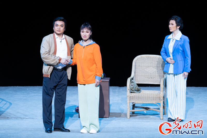 山东梆子《孔繁森》诠释跨越山海的民族情怀 山东梆子《孔繁森》诠释跨越山海的民族情怀