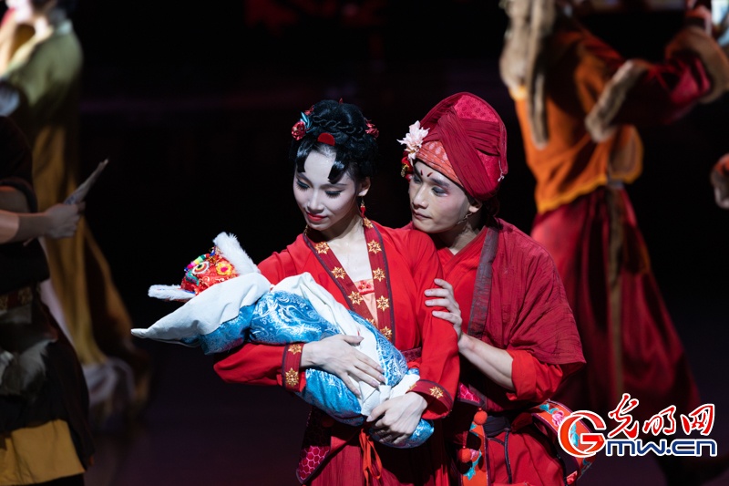 舞蹈诗剧《蜀道》在京上演，唱响各民族携手共克“蜀道难”的团结史诗