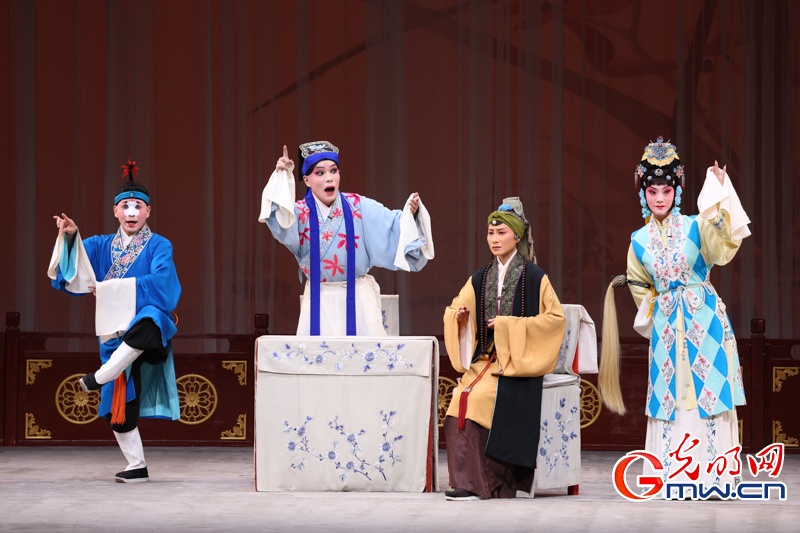 昆曲《玉簪记》亮相北京长安大戏院 昆曲《玉簪记》亮相北京长安大戏院