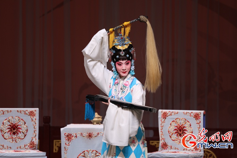 昆曲《玉簪记》亮相北京长安大戏院 昆曲《玉簪记》亮相北京长安大戏院