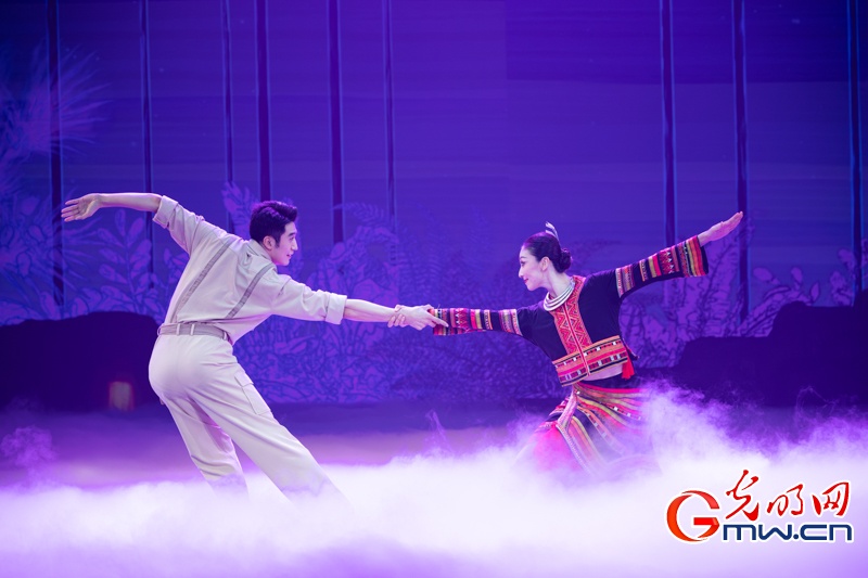 舞蹈诗《共同家园》在京上演,演绎人与自然和谐新篇 舞蹈诗《共同家园》在京上演,演绎人与自然和谐新篇