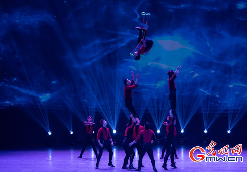 艺苑撷英——2026年全国优秀青年杂技人才展演在京上演