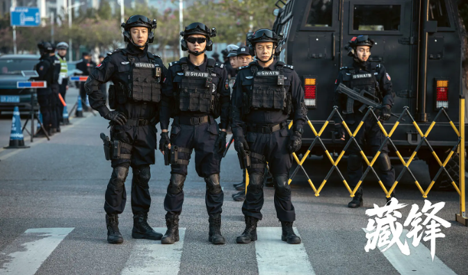 《藏锋》:只关注通用大事件,职业剧是无法完成内在戏剧性的